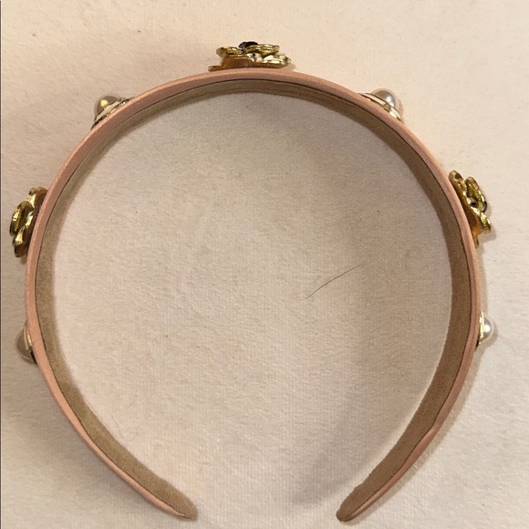 Elegant Taupey Pink Floral Headband w/ Faux Perl’s and Floral Accents - Picture 4 of 4